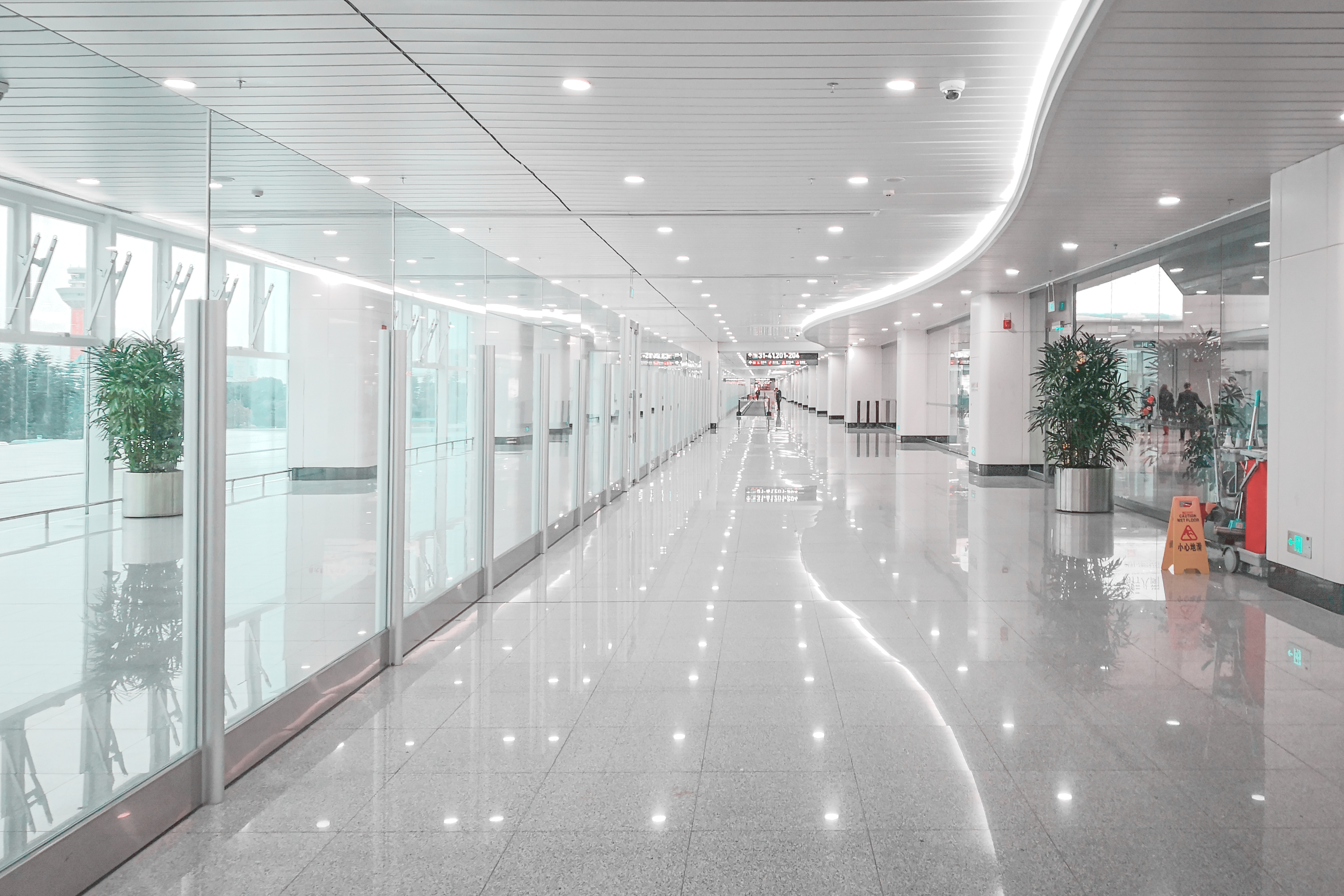 QC Commercial Flooring Milton Keynes | Commercial Flooring Peterborough Commercial building hallway